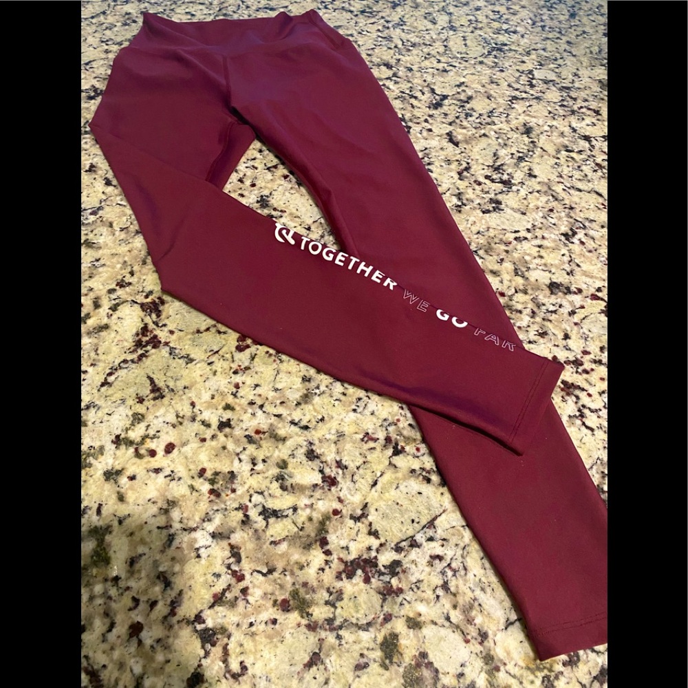 Womens Peloton Leggings , Maroon Size Medium